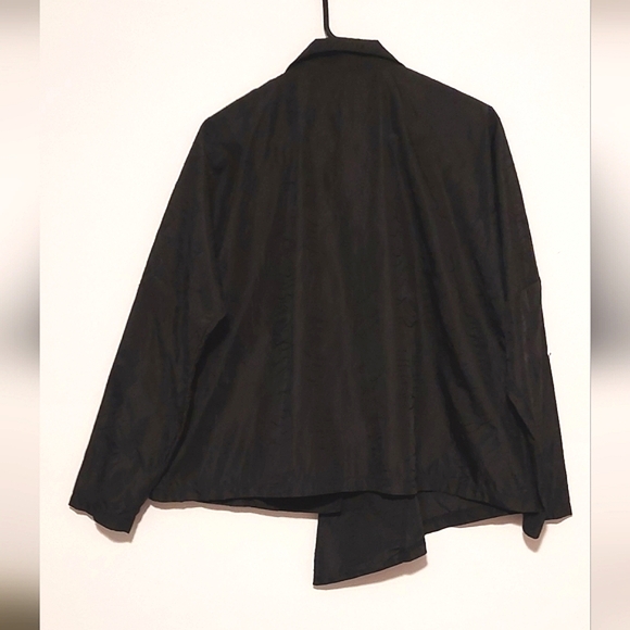 Joseph Ribkoff Women's Black Floral Asymmetric Hem Button-Up Jacket NWT Sz 4 - Picture 11 of 15